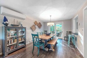 Dining - Modern home in a great location with large yard & private patio (West Tisbury)