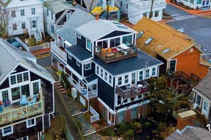 Exterior - Light-filled condo in the heart of town - steps to beach, restaurants & pier (Provincetown)