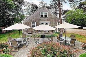 Outdoor dining - Spacious duplex with large outdoor deck - just minutes to Sea Street Beach (Dennis Port)