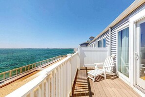 Terrace/patio - Bayfront, 2-Level Condo w/ Beach Access, 3 Decks, WiFi & Bay Views at Sunset (North Truro)