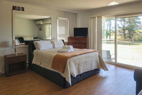 Iron/ironing board, WiFi, bed sheets. Cozy, Ground-Floor Getaway w/ Free WiFi, a Kitchen, Shared Pool, & Private Patio