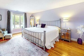 Desk, WiFi, bed sheets - Dog-friendly home with great deck & association beach on Mashpee Pond (Mashpee)