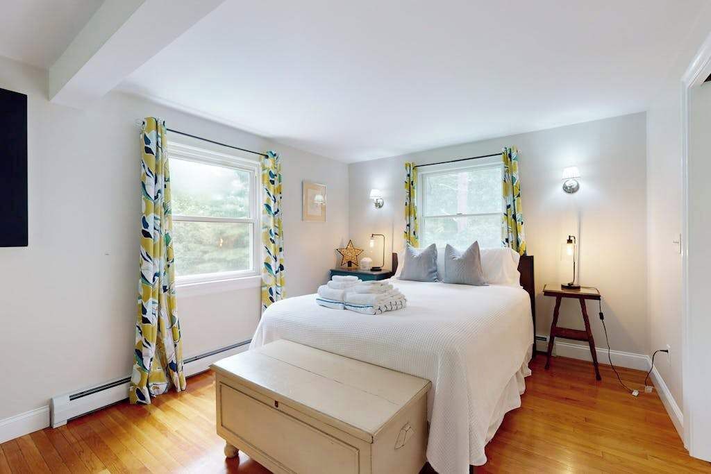 Fer et planche à repasser, Wi-Fi, literie fournie