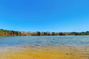 Beach nearby - Lakefront home with beautiful views, water access, paddleboards & firepit (Bourne)