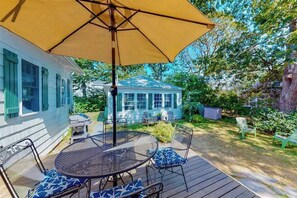 Outdoor dining - Cape Cod Charmer & Bonus Cottage | Big Yard | 3-Min Walk to Beach (Dennis Port)