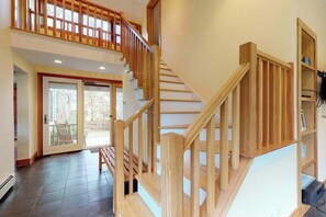 Interior - Quaint home w/ large backyard, outdoor shower & private grill near Katama Bay (Edgartown)
