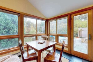 Dining - Quaint home w/ large backyard, outdoor shower & private grill near Katama Bay (Edgartown)