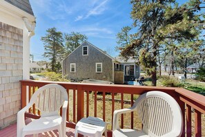 Property grounds - Family getaway in great location with deck, board games, yard, & AC (Dennis Port)