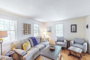TV, offices - Dog-friendly home with enclosed yard & firepit - near Rail Trail & beaches (Eastham)