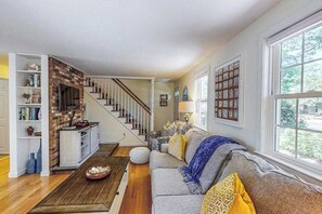 TV, offices - Dog-friendly home with enclosed yard & firepit - near Rail Trail & beaches (Eastham)