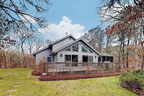 Exterior - Charming Home with Deck, Screened Porch, Private Balcony, Near Beaches (Edgartown)