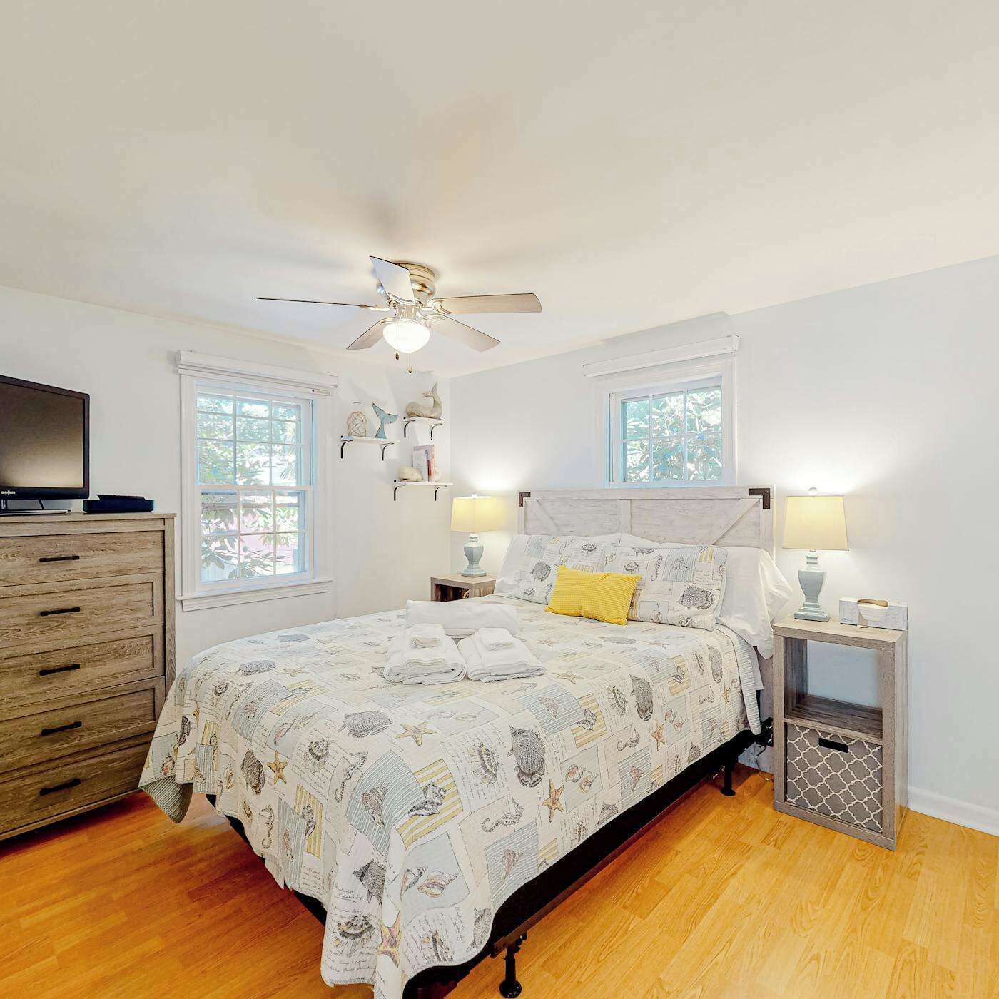 Iron/ironing board, travel cot, WiFi, bed sheets