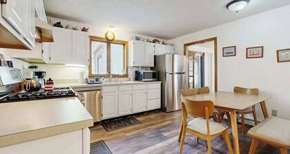Oak Bluffs Home with Renovated Screened-in Porch - Short Drive to Beach