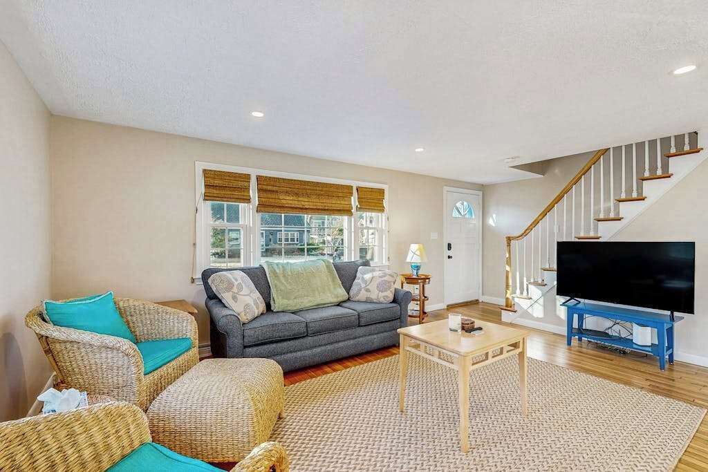 Cozy Retreat Near Beaches With Washer/dryer, Ac, Games, Patio & Yard - Massachusetts