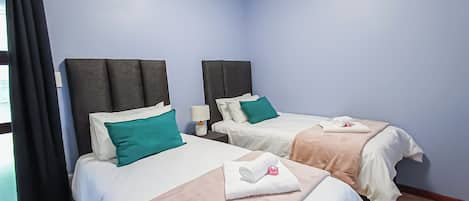 2 bedrooms, iron/ironing board, free WiFi, bed sheets