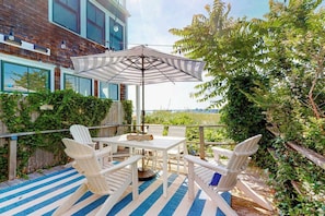 Outdoor dining - Renovated Waterfront Retreat | Inspiring Views | Walk to Beach, Dining, Shops (Provincetown)