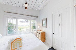 Iron/ironing board, WiFi, bed sheets - Renovated Waterfront Retreat | Inspiring Views | Walk to Beach, Dining, Shops (Provincetown)