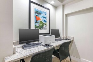 Business centre - Cozy 1-bedroom apartment with AC in peaceful Daytona Beach reg (Daytona Beach)