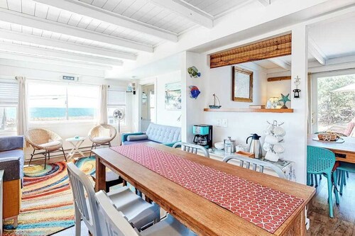 Fresh Oceanfront Cottage w/Free WiFi, Private Beach Access, Deck, & Partial A/C
