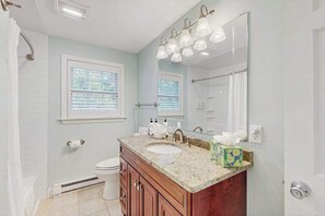 Shower, hair dryer, towels - Updated Cozy Cottage:  walk to the beach, AC, large yard & fireplace (West Yarmouth)