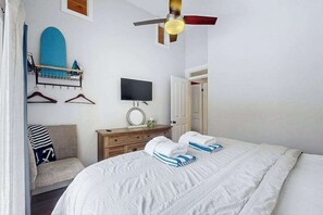 Iron/ironing board, WiFi, bed sheets - Stylish island retreat with sunny interiors, wraparound deck, firepit & AC (Oak Bluffs)