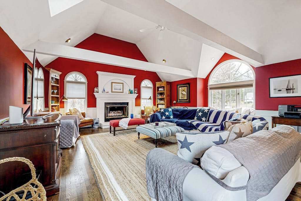 TV, fireplace, video games, stereo