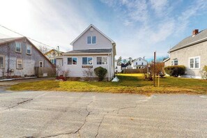 Exterior - Dog-friendly coastal home steps from beach with grill, firepit, & washer/dryer (Wareham)
