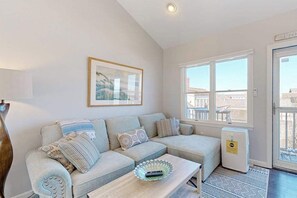 TV, offices - Two-story condo with ocean views, parking, & private balcony (Provincetown)