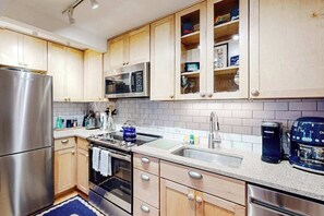 Fridge, microwave, oven, stovetop - Updated condo with ocean view, viewing deck, & private W/D (Provincetown)