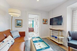 TV, offices