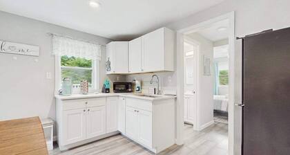 Private suite with roof deck, near golf, bus stop, shops, and trails