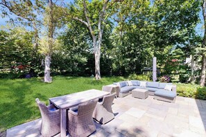 Outdoor dining - Charming home near downtown & beach with patio, outdoor shower, grill, & W/D (Oak Bluffs)