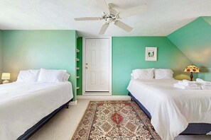 Desk, iron/ironing board, WiFi, bed sheets