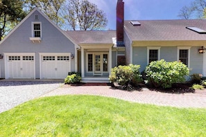 Exterior - Spacious home with huge deck & tree-lined yard, grill, & WiFi - great location (Orleans)