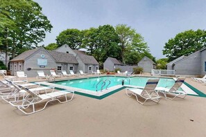 Pool - Dog-friendly, two-story condo with community pool - close to Mashpee Town Beach (Mashpee)