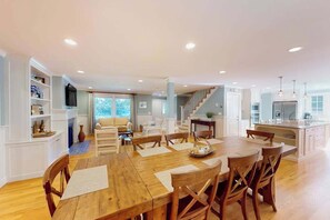 Dining - Gorgeously rebuilt Cape Cod estate with lovely grounds, walk to private beach (West Yarmouth)