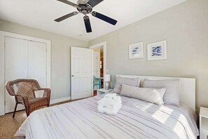 WiFi, bed sheets - Beautiful Third-Story Condo on Commercial Street w/ Balcony! (Provincetown)