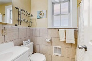 Shower, hair dryer, towels - Beautiful Third-Story Condo on Commercial Street w/ Balcony! (Provincetown)