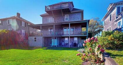 Charming & historical waterfront retreat with patio, W/D, & amazing balcony view
