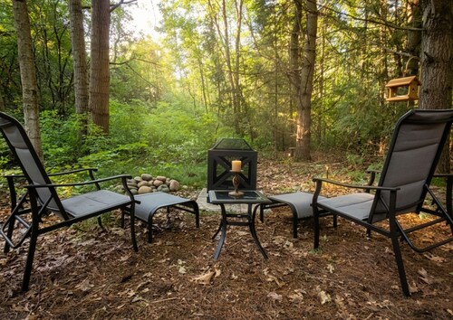 Boutique Glamping Retreat on Private Forested Land | River + 111 Private Acres