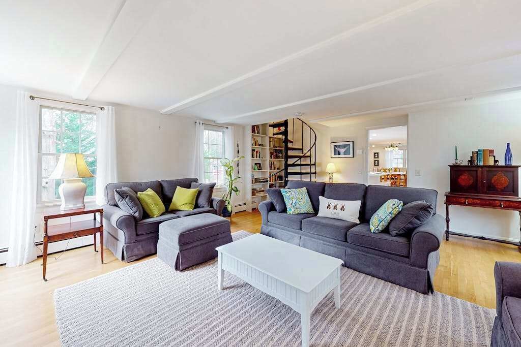Tranquil & Sunlit Home With Peaceful Yard, Large Deck, & Fireplace - Near Beach - Orleans, MA