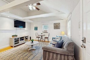 TV, offices - Charming updated bungalow with firepit, WiFi, & dog-friendly, near beach (West Yarmouth)