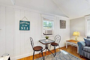 Dining - Charming updated bungalow with firepit, WiFi, & dog-friendly, near beach (West Yarmouth)