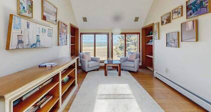 Great waterfront property with wildlife views & walking distance to beach!