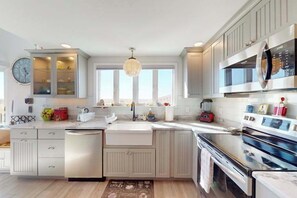 Fridge, microwave, oven, stovetop - Cozy cottage steps to the beach with patio, W/D, & partial AC (North Truro)
