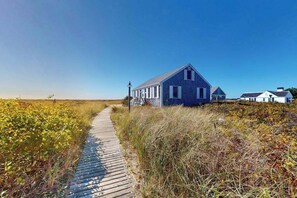Exterior - Cozy cottage steps to the beach with patio, W/D, & partial AC (North Truro)
