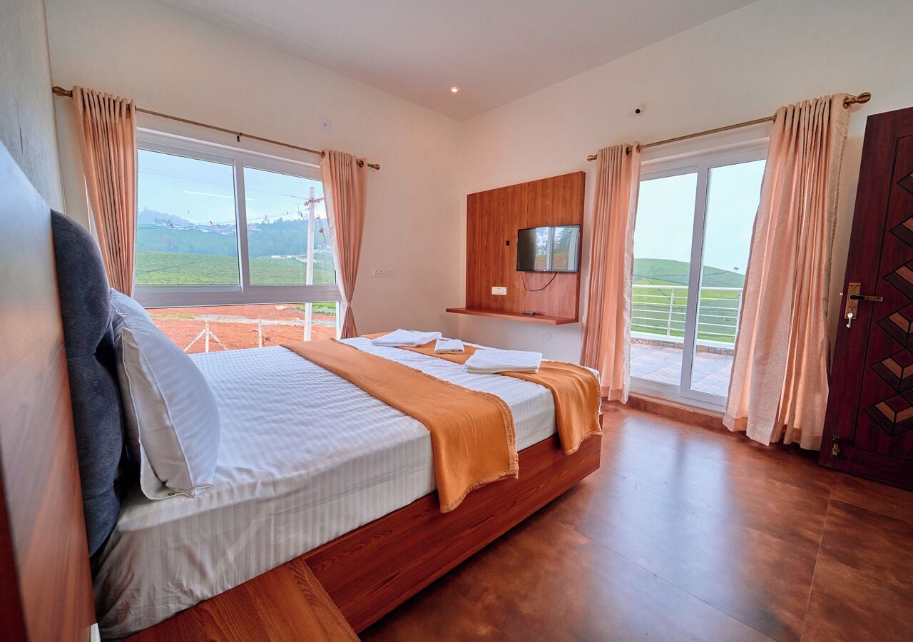 Suite, 2 Bedrooms, Balcony, Garden View