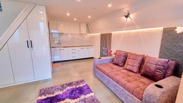 Villa, Balcony, Mountain View | Living area