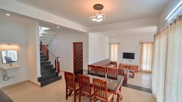 Villa, 2 Bedrooms, Mountain View | Interior