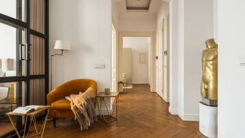 The Gallery - Rodin 3-bedroom apartment | Living room
